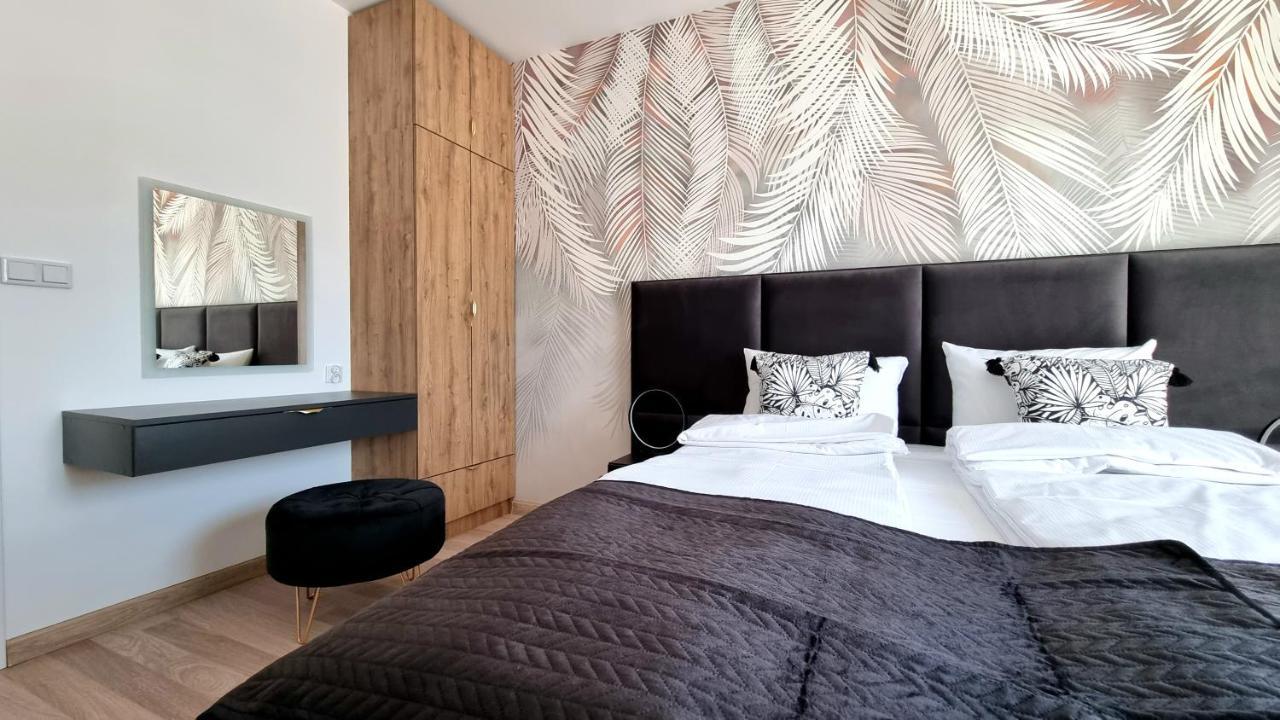 Nook Nook Bytkowska 103 Aparthotel