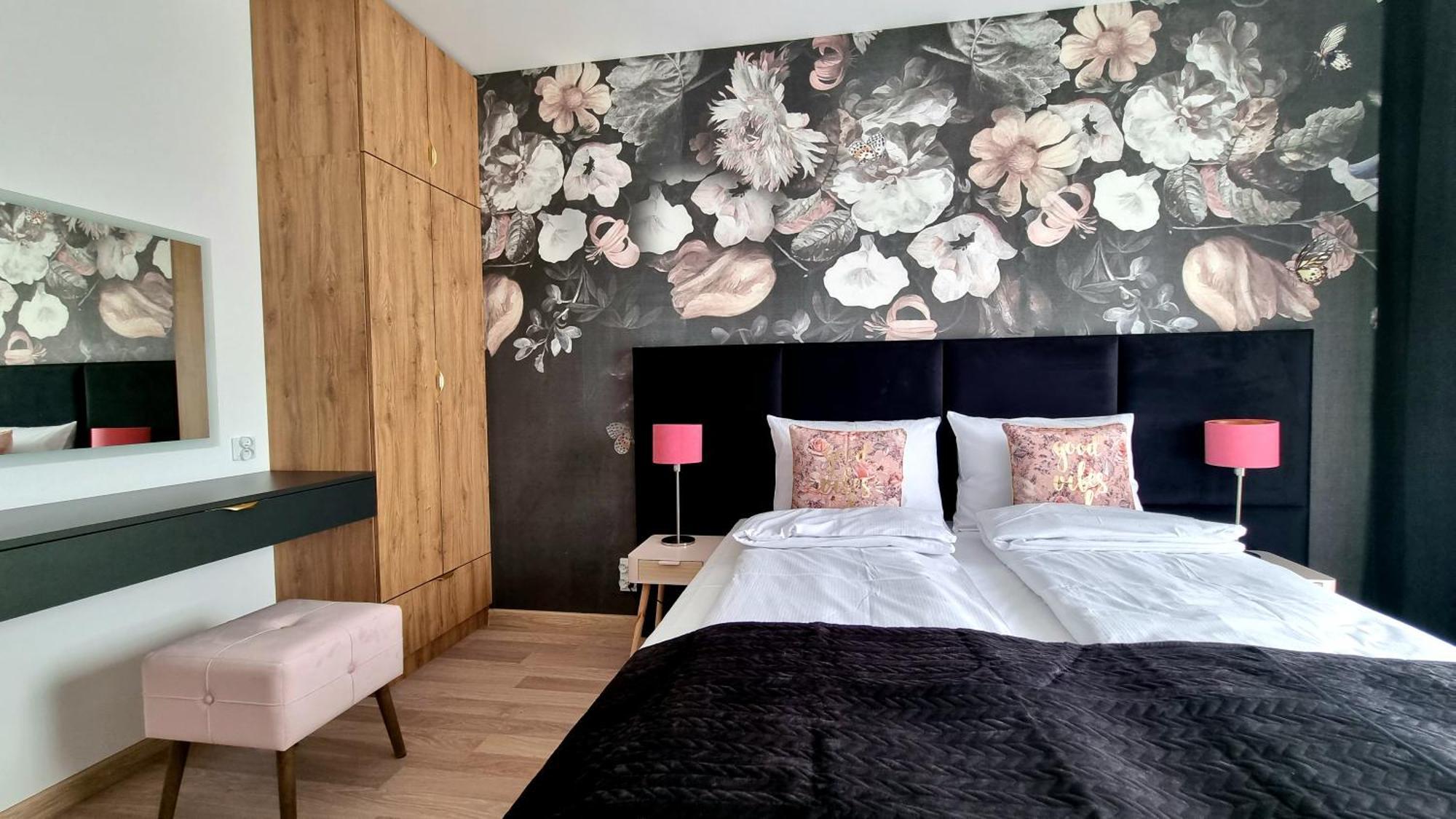 Nook Nook Bytkowska 103 Hotel apartamentowy Katowice